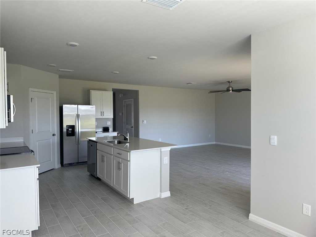 522 Nw 7th St - Photo 5 of 18