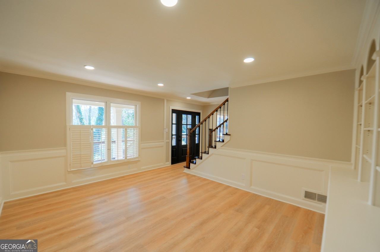 290 Ginger Cake Rd - Photo 6 of 37