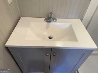 221 N Forest Ave - Photo 4 of 16