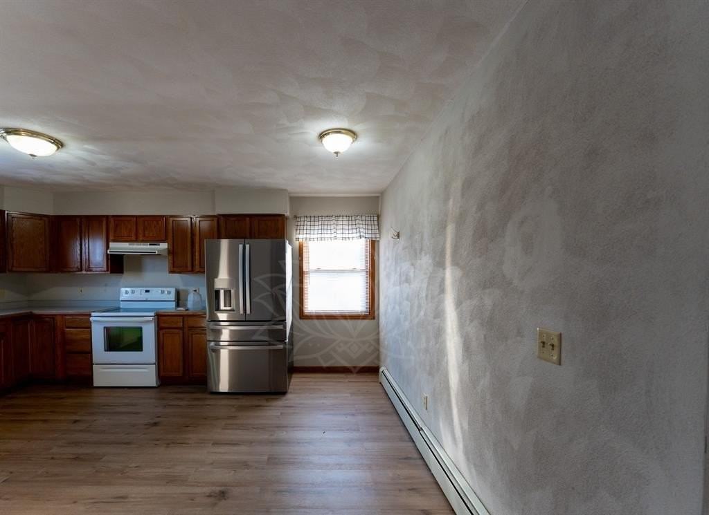 89 S Washington St #2 - Photo 5 of 14