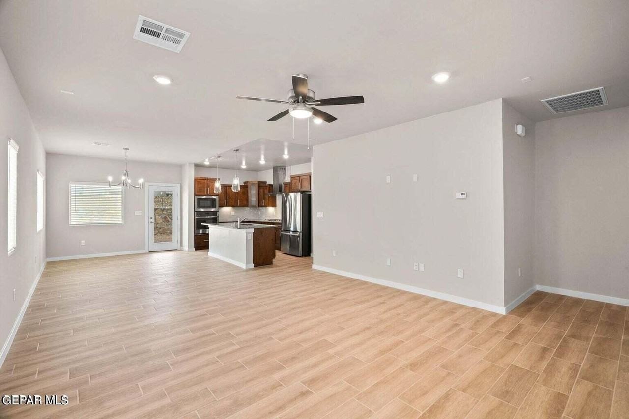 11145 Blazing Star Pl - Photo 6 of 47