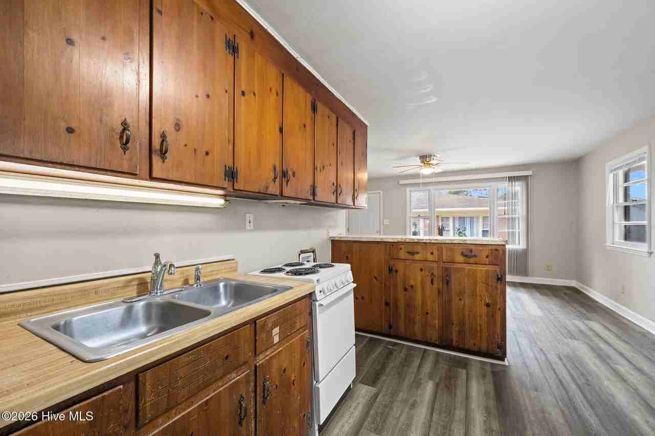 43 Sophia Dr Unit B #B - Photo 6 of 15