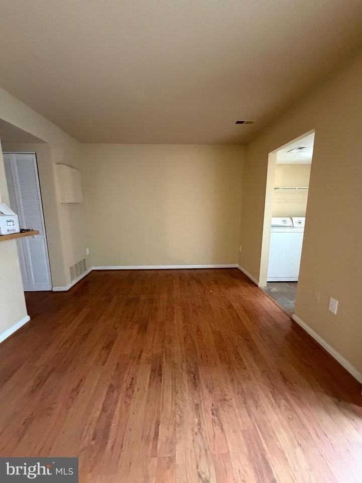 6453 Union Ct - Photo 7 of 16