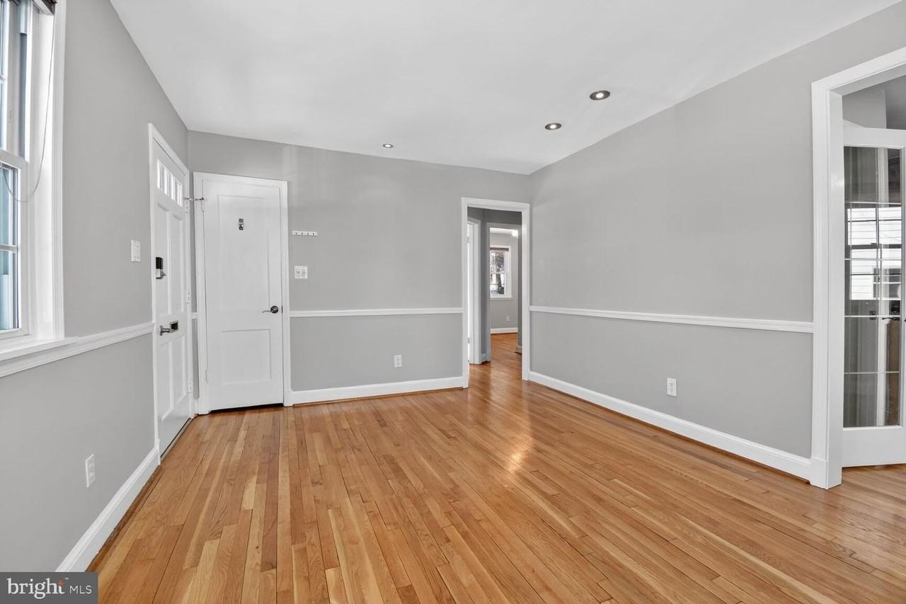 4411 Edgefield Rd - Photo 3 of 19