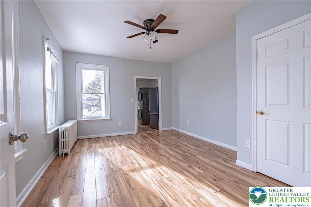 732 2nd St #2ndFL - Photo 4 of 22