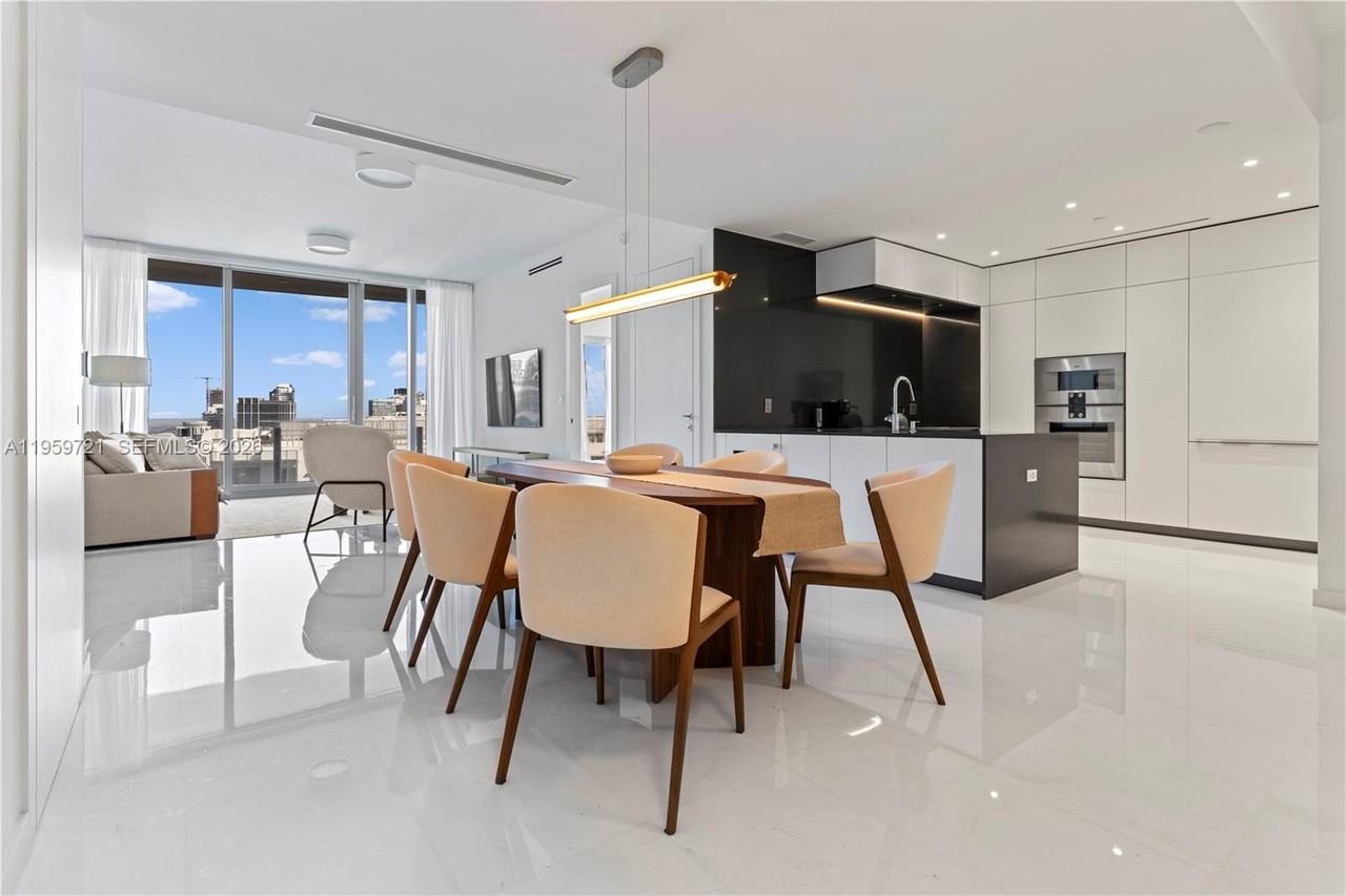 300 Biscayne Boulevard Way #4509 - Photo 4 of 39