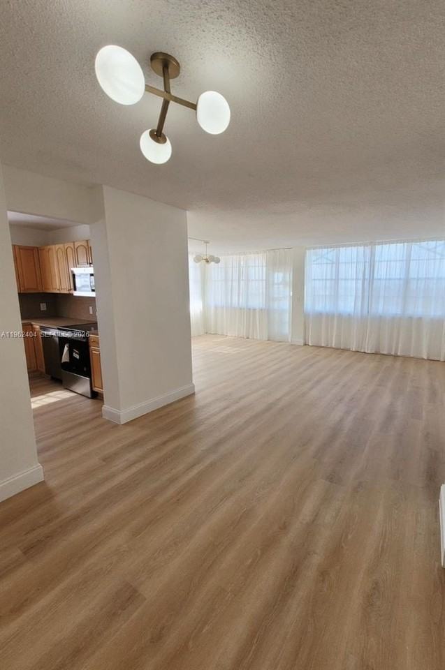 2025 Ne 164th St #816 - Photo 4 of 15