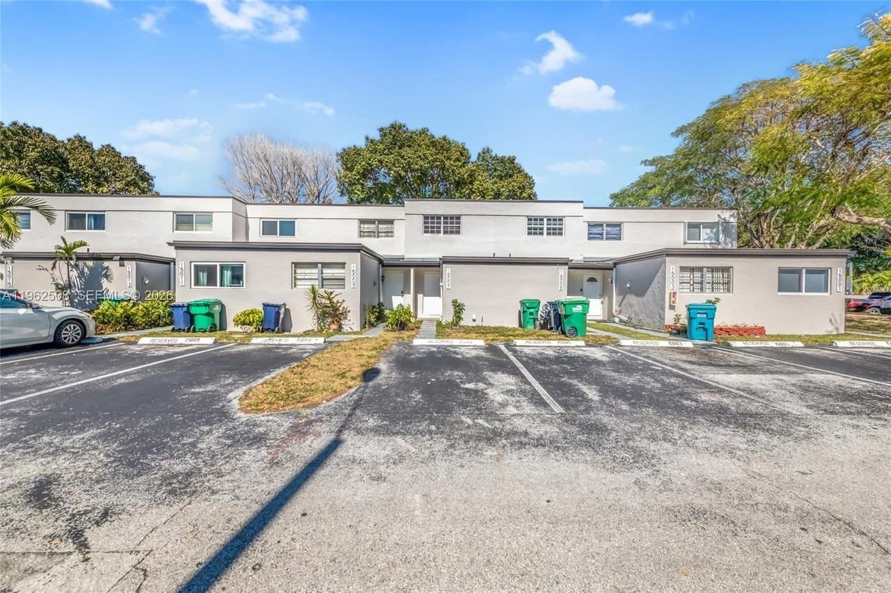 15007 Sw 80th Ter #813 - Photo 4 of 27