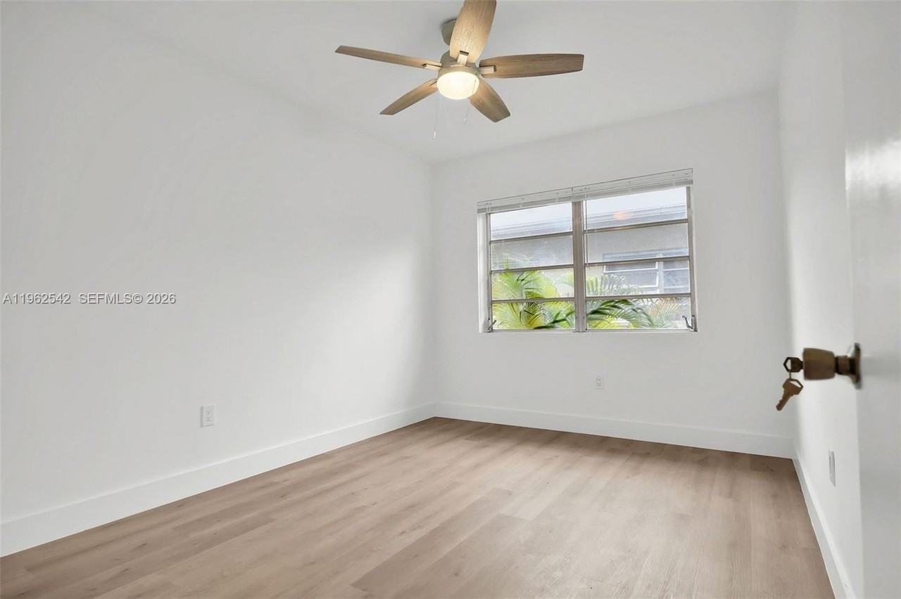 4740 Pine Tree Dr #28 - Photo 5 of 11