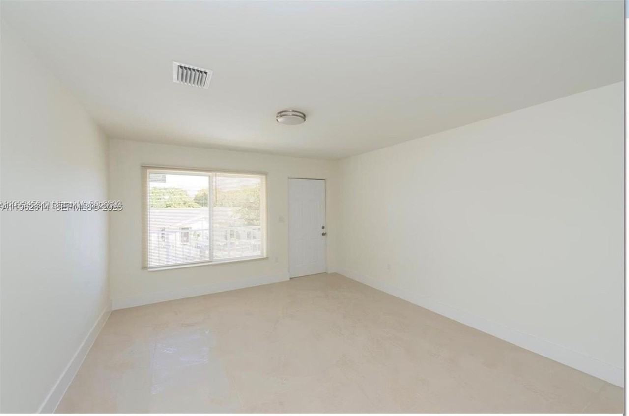 10386 Sw 173rd St #0 - Photo 7 of 19