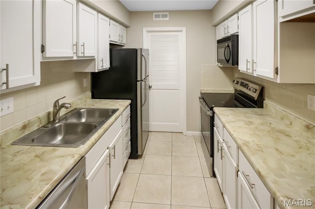 132 Shirley Ridge Dr - Photo 4 of 17