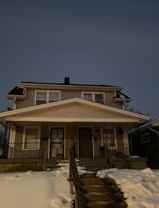 861 N Drexel Ave - Photo 1 of 1