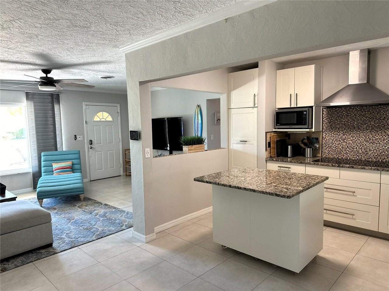 2532 Constitution Blvd - Photo 6 of 22