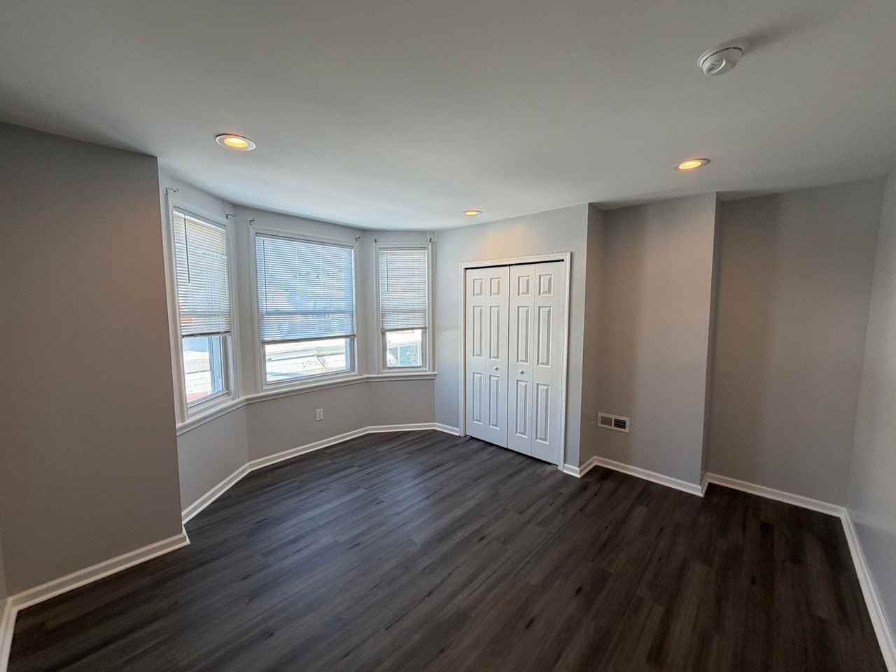 38 N Redfield St - Photo 5 of 8