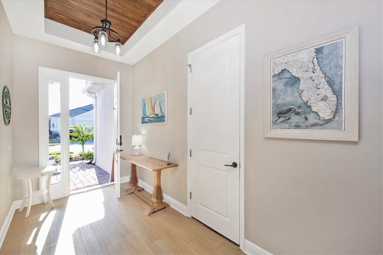 18805 Valleta Ave - Photo 3 of 50