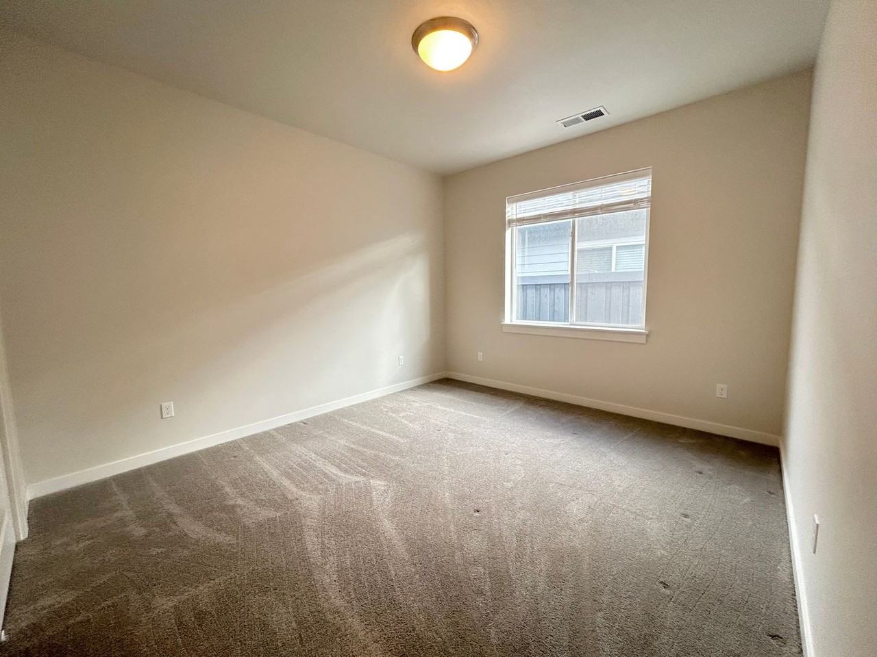 10442 Hazy Glen Dr - Photo 6 of 35