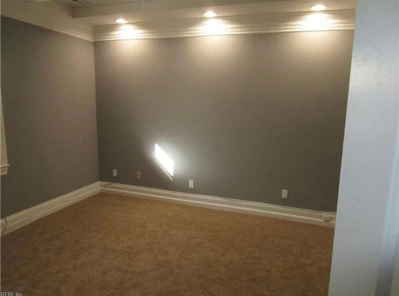 830 Lexington St - Photo 6 of 17