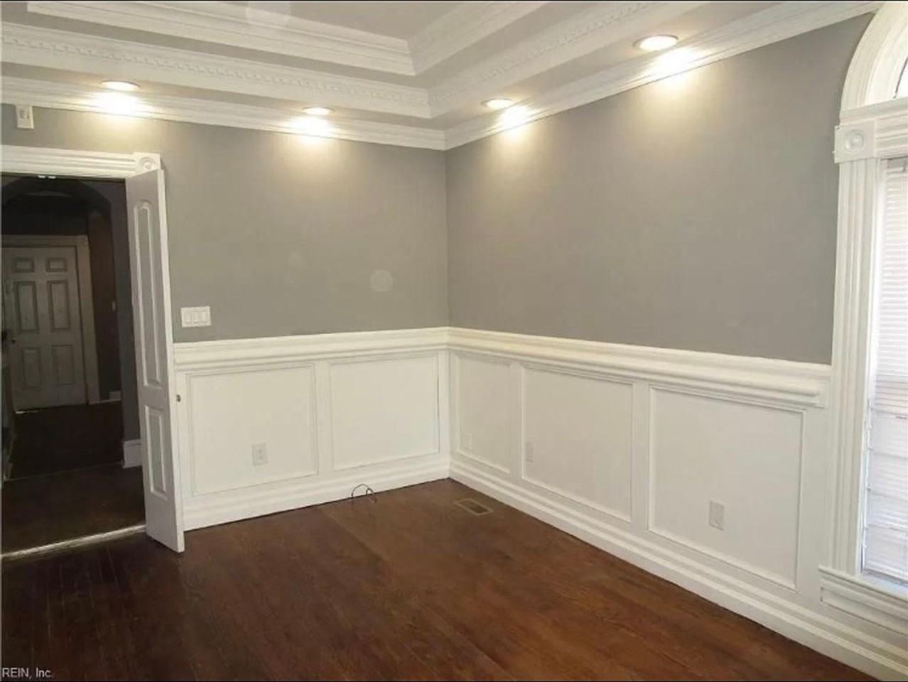 830 Lexington St - Photo 4 of 17