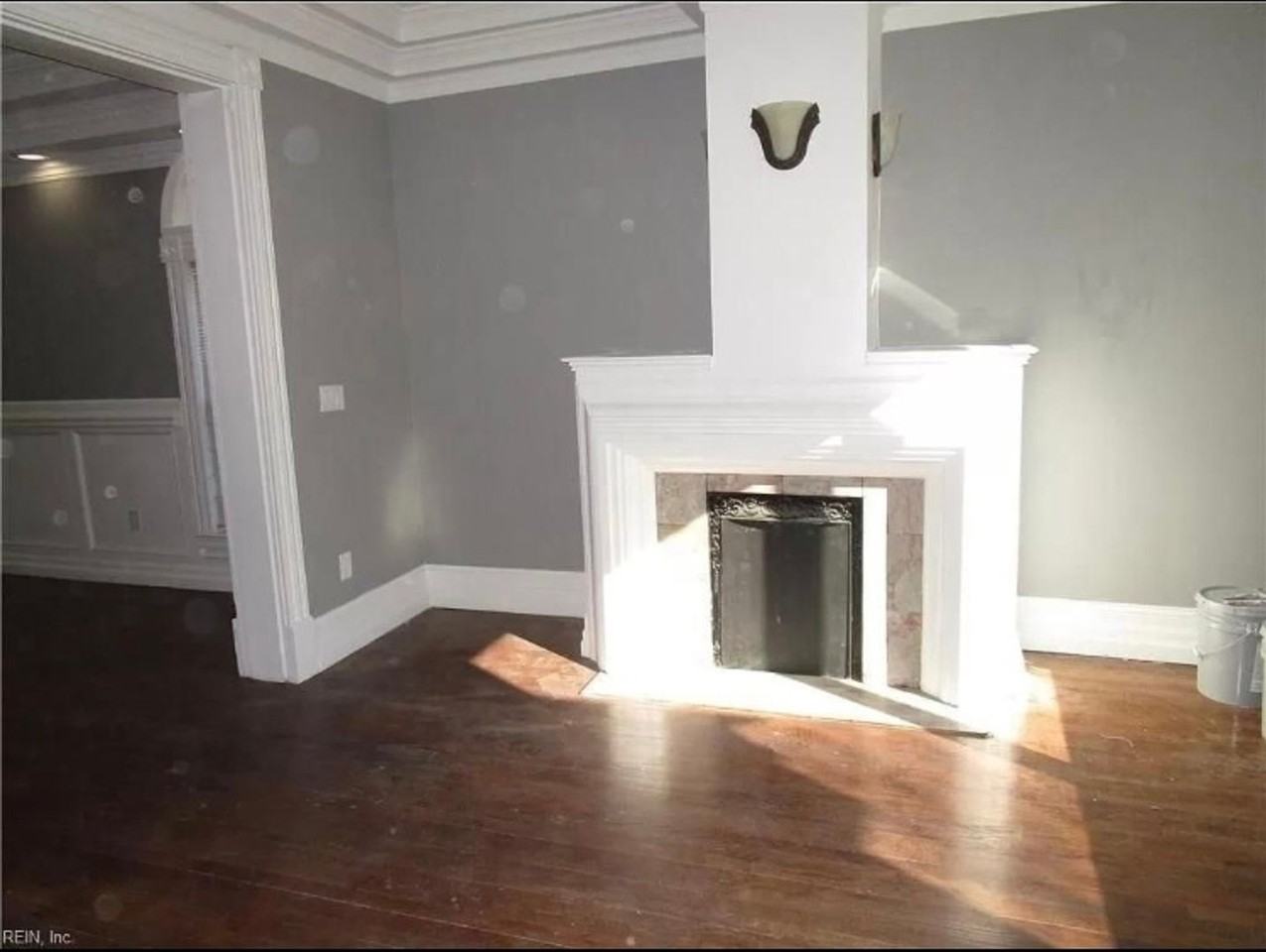 830 Lexington St - Photo 2 of 17