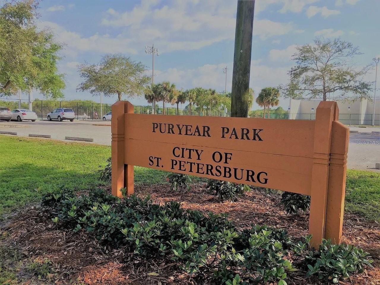 762 60th Ave Ne - Photo 7 of 10