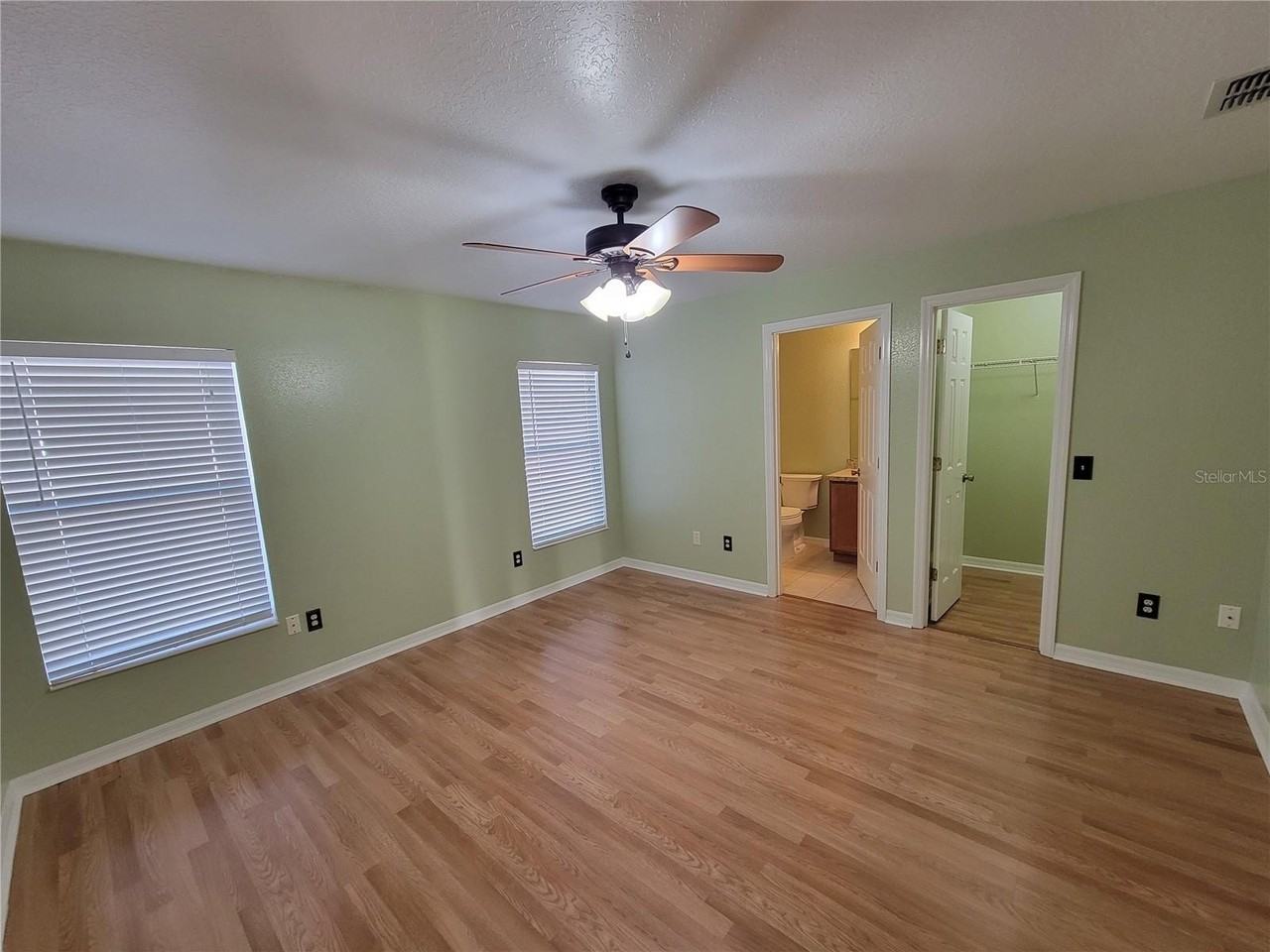 11908 Se 74th Ter - Photo 4 of 12