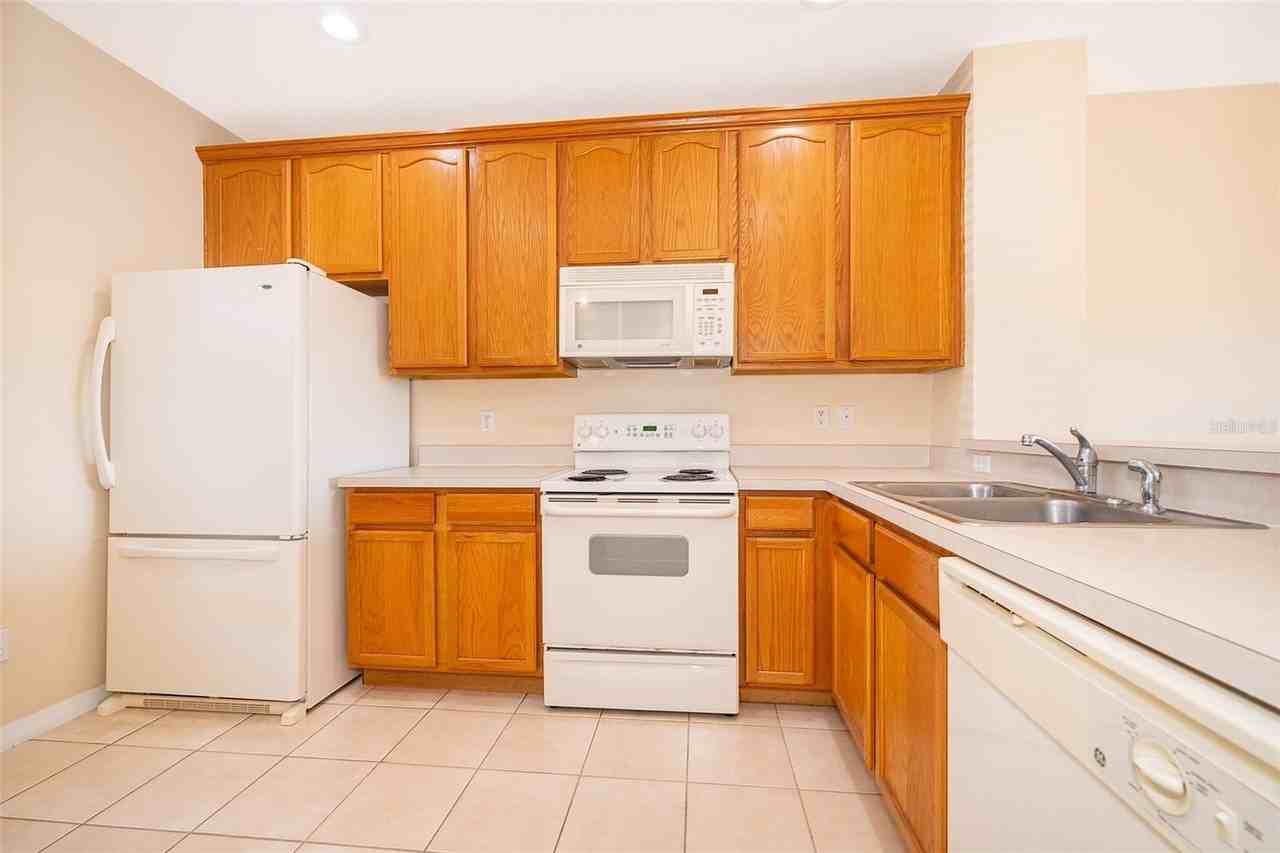 10918 Savannah Wood Dr #10918 - Photo 6 of 26