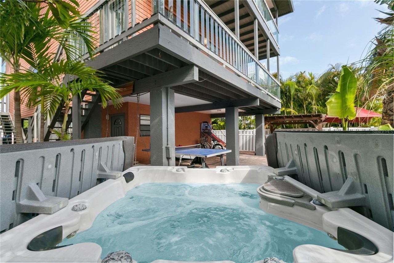 2511 Avenue C #WEST - Photo 2 of 24