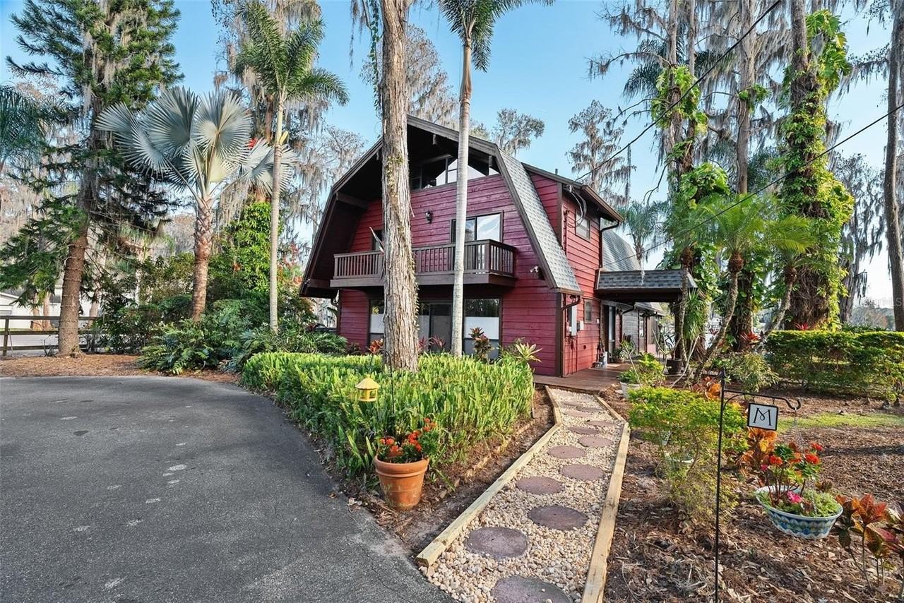 19220 Lake Allen Rd - Photo 2 of 50