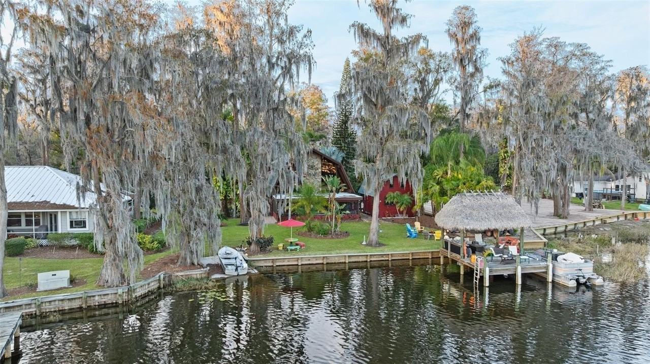 19220 Lake Allen Rd - Photo 4 of 50