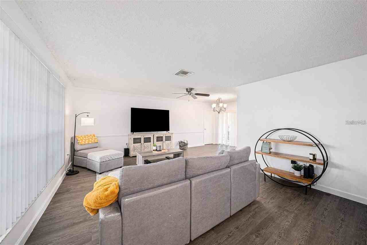 13013 Sawmill Way - Photo 7 of 30