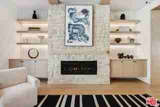 5124 Calvin Ave - Photo 6 of 8