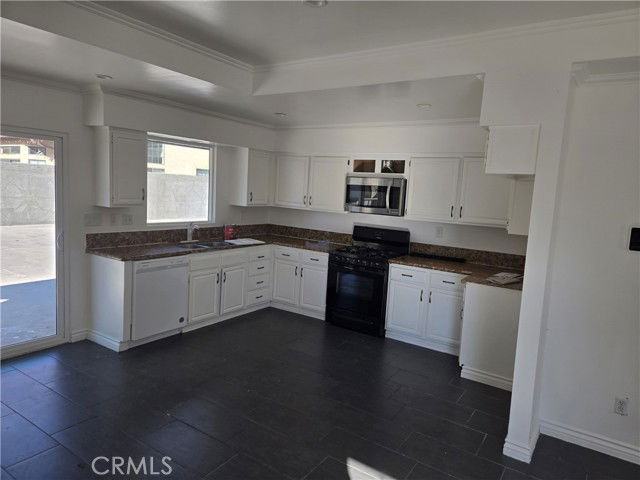 2111 W Avenue P8 #P8 - Photo 6 of 8