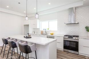 5655 Hazeltine Ave #2 - Photo 1 of 1