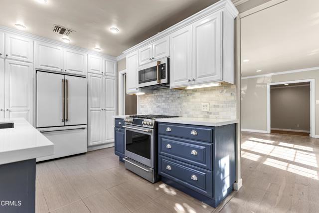 11661 Sunshine Ter - Photo 4 of 8