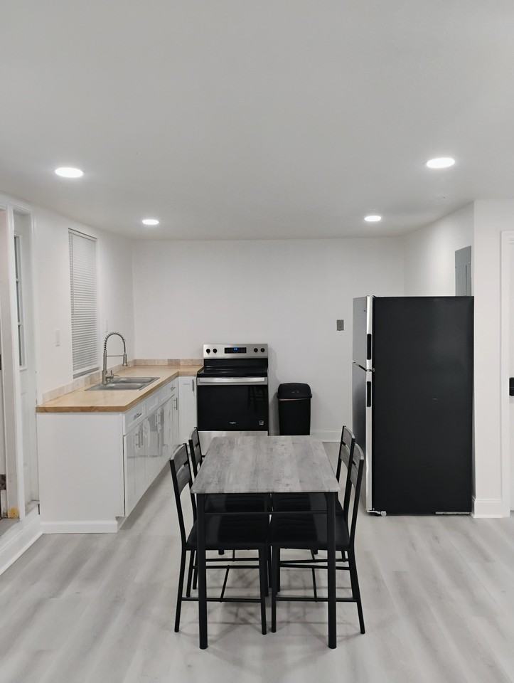 Parental Home Rd - Photo 2 of 13