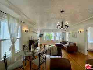 837 5th St #839B - Photo 2 of 8