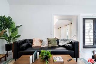 11331 Isleta St - Photo 3 of 8