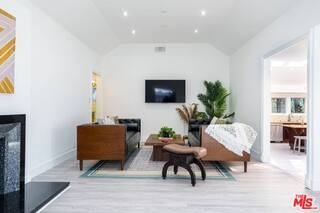 11331 Isleta St - Photo 4 of 8