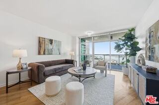 13650 Marina Pointe Dr #1603 - Photo 3 of 8