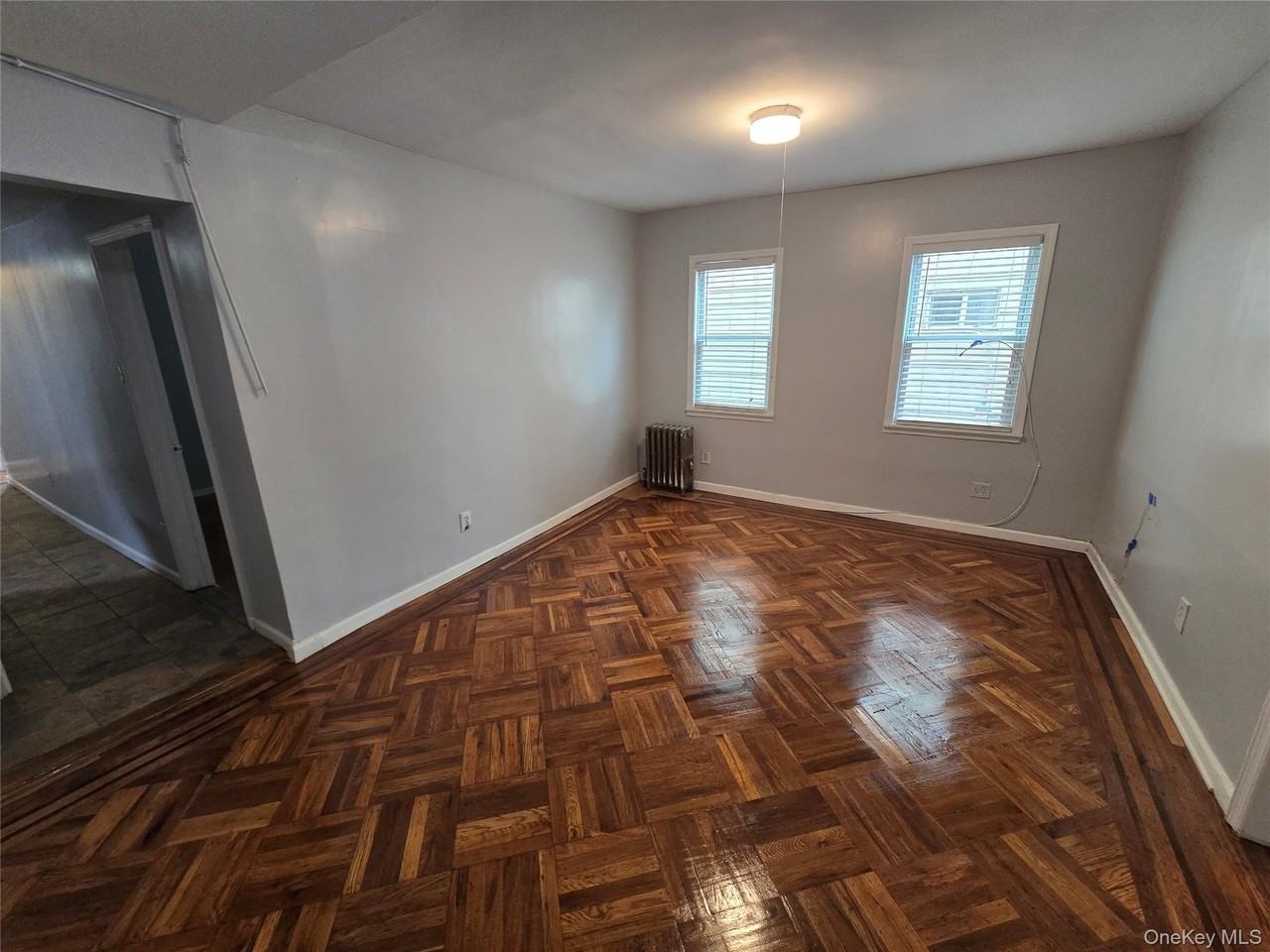 11529 198th St 1st Fl #1stFL - Photo 2 of 9