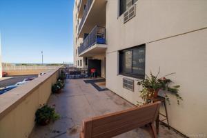 featured image of 420 Shore Rd Apt 1f #1F