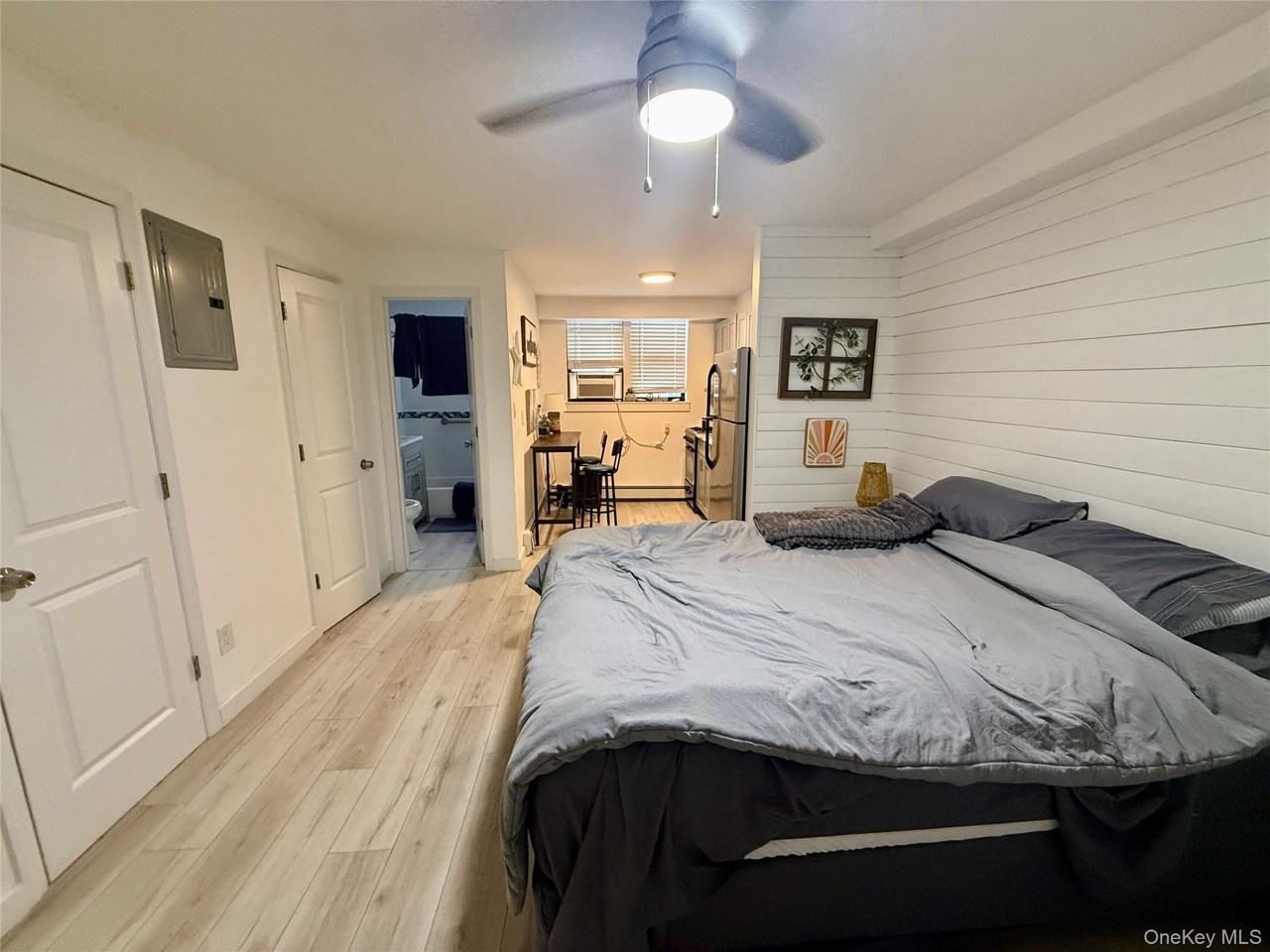 65 W Broadway Apt 2g #2G - Photo 5 of 11