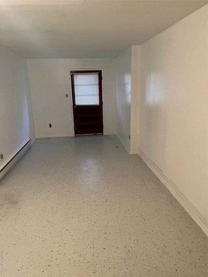 9104 75th St Unit 1 #1 - Photo 2 of 6