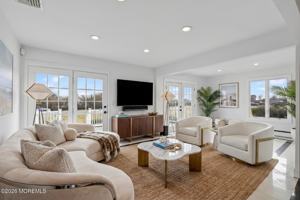 featured image of 8 Pullman Ave