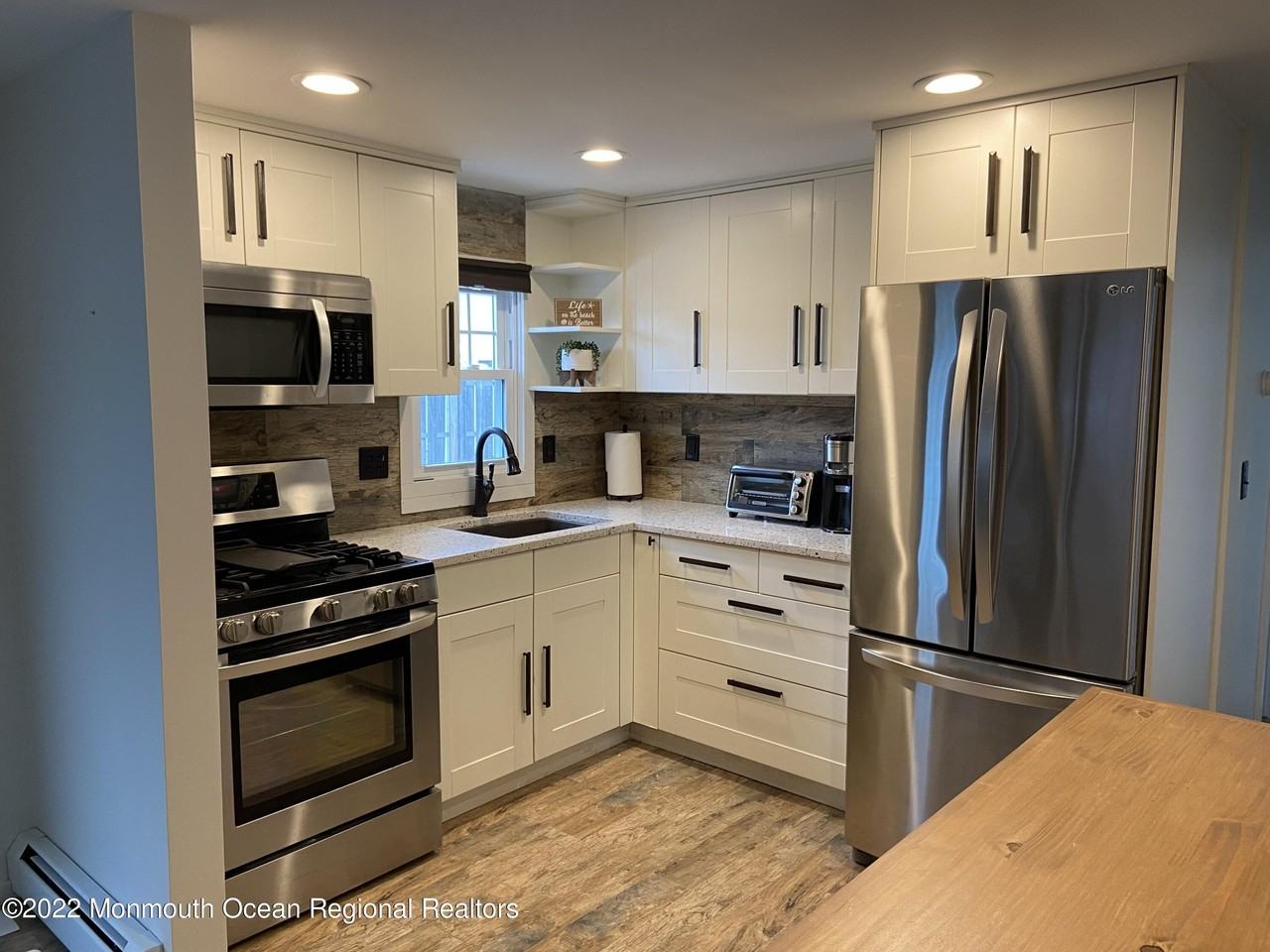 452 Marathon Ct - Photo 3 of 20