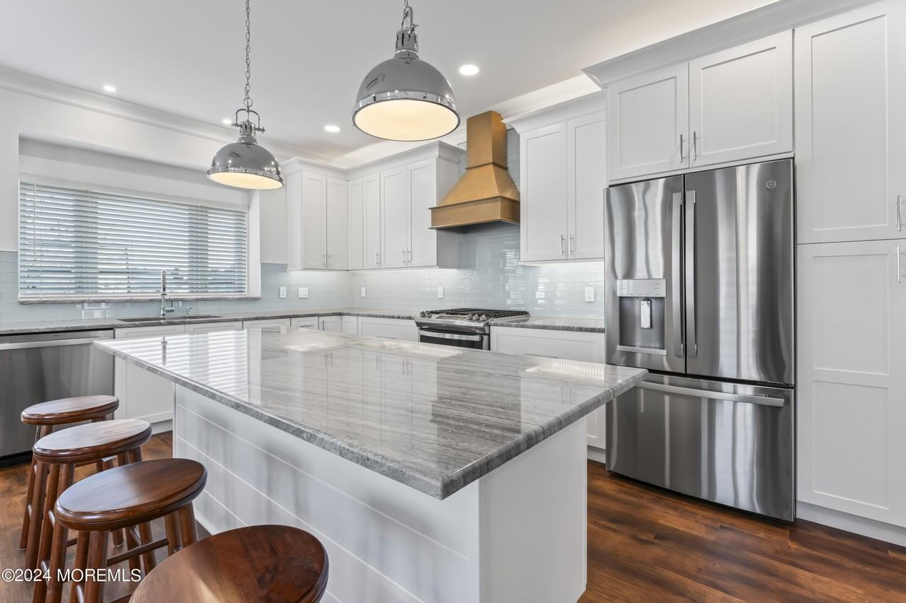 95 Bay Ave Unit 8 #8 - Photo 2 of 37