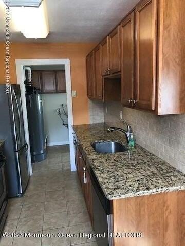 316 Northrop Rd - Photo 6 of 17