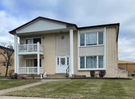 featured image of 9731 S 90th Ave Apt 1s #1S