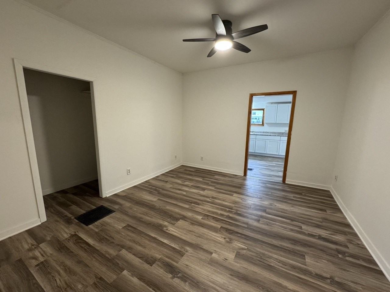 309 N 9th St - Photo 7 of 15