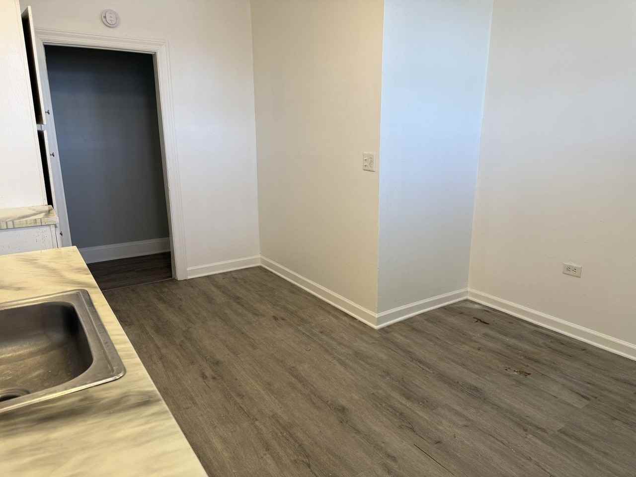 2537 W 63rd St Unit 2 #2 - Photo 5 of 11